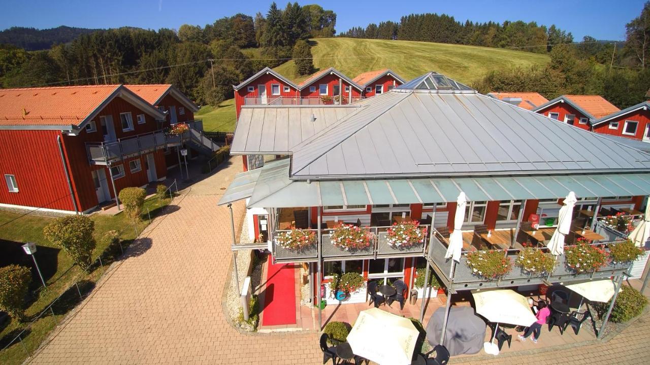 Village Hotel Bayerischer Wald Neukirchen  ภายนอก รูปภาพ