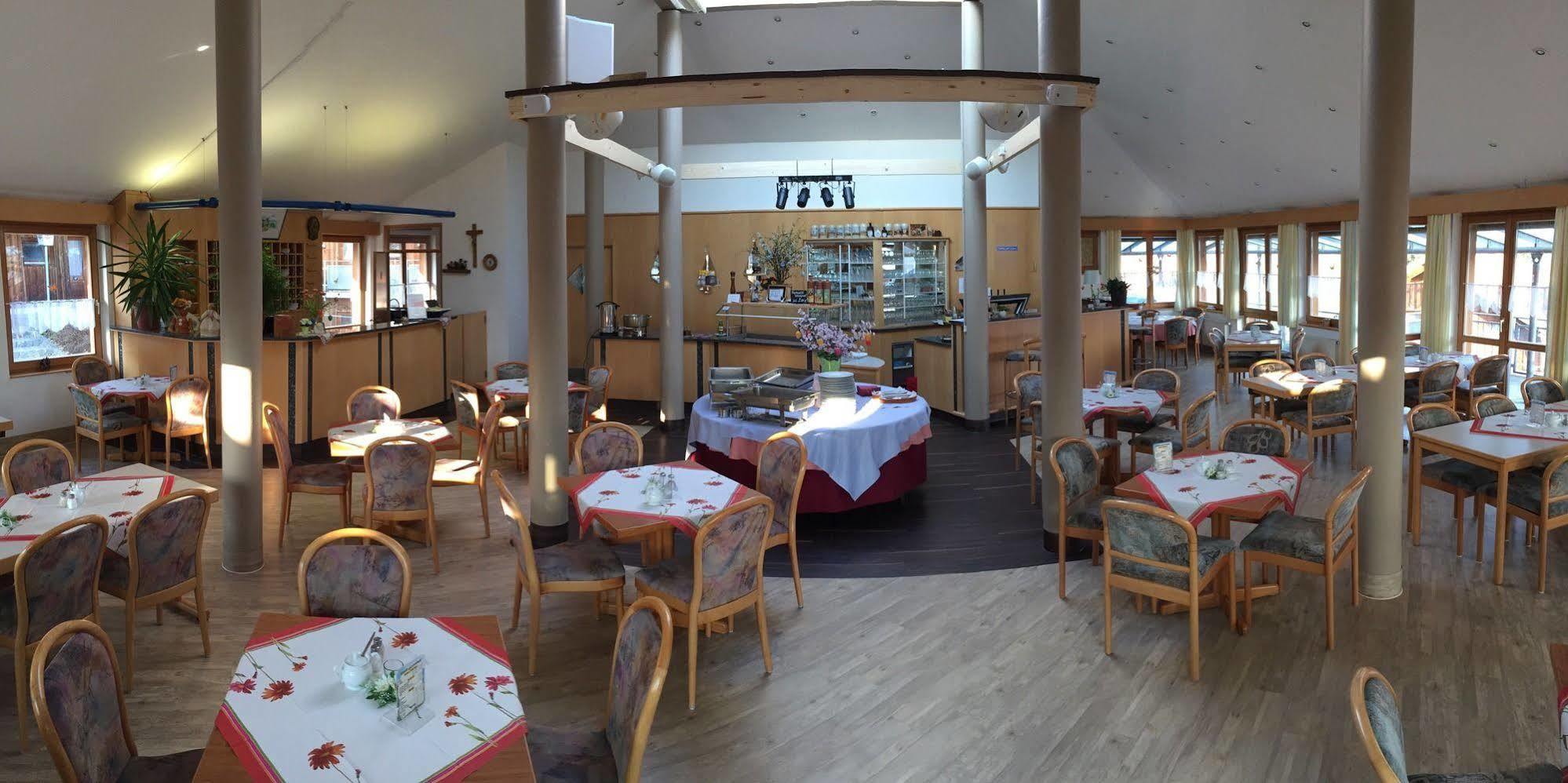 Village Hotel Bayerischer Wald Neukirchen  ภายนอก รูปภาพ