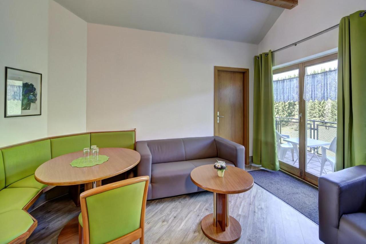 Village Hotel Bayerischer Wald Neukirchen  ภายนอก รูปภาพ